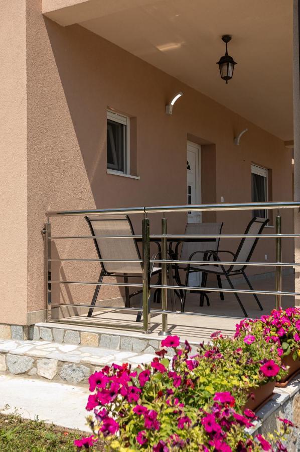 Country Homes Dujeva Риека-Црноевича Экстерьер фото